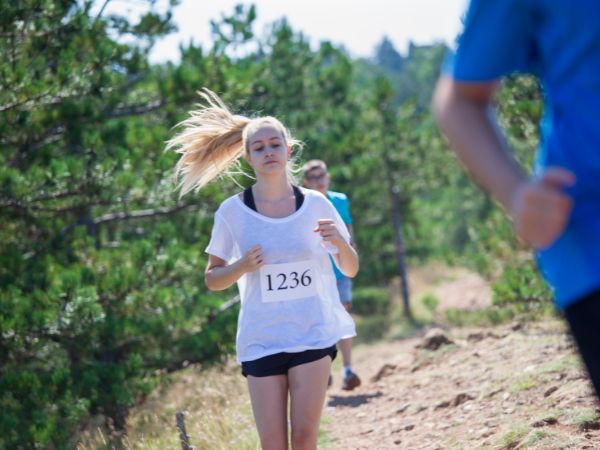 Porady dla biegaczy długodystansowych: Jak utrzymać motywację i osiągnąć cel